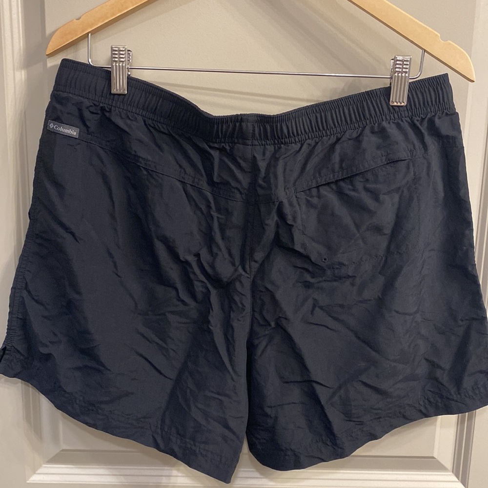 Columbia River short